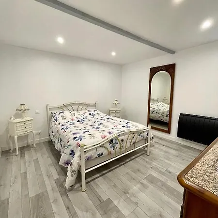 Le Petit Chalus Grand Lägenhet Forcalquier